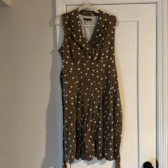 Tommy Hilfiger Brown and white dot (Pretty Woman type) Dress. Size 12 - Picture 1 of 3